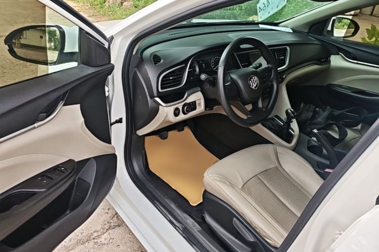 Used Buick GT 2017 15N Manual Elite Version Driver Seat