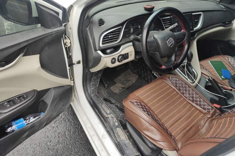 Used Buick GT 2017 15N Automatic Elite Version Driver Seat