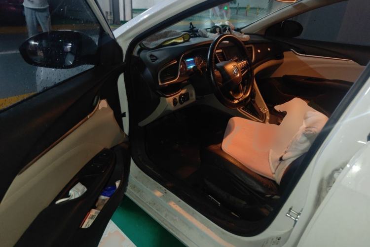Used Buick GT 2017 15N Automatic Elite Version Driver Seat