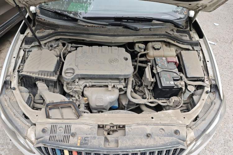 Used Buick GT 2017 15N Manual Entry-Level Trim Engine Bay