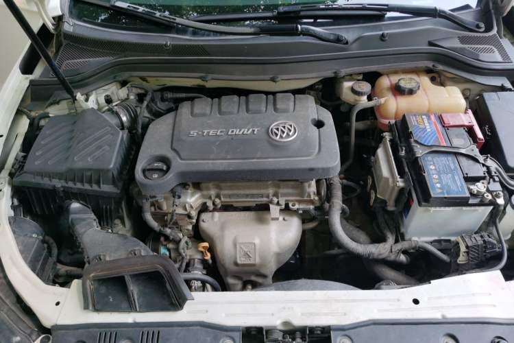 Used Buick GT 2017 15N Automatic Deluxe Edition Engine Bay