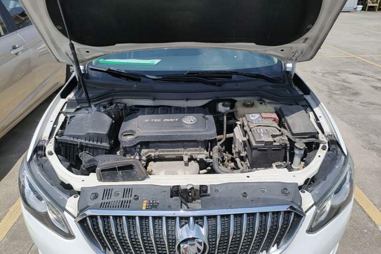 Used Buick GT 2017 15N Manual Entry-Level Trim Engine Bay