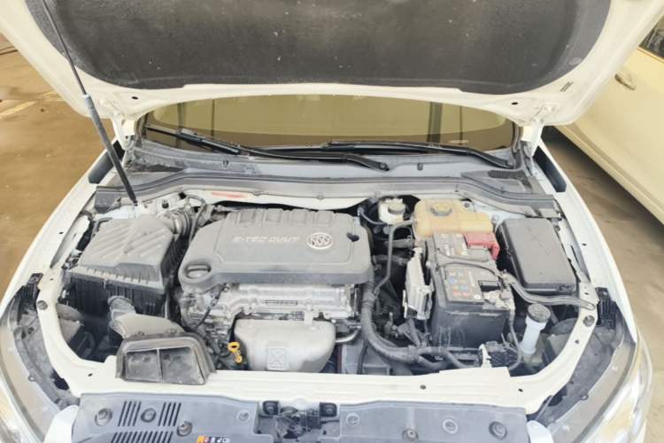 Used Buick GT 2017 15N Manual Elite Version Engine Bay