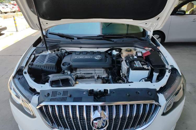 Used Buick GT 2017 15N Manual Elite Version Engine Bay