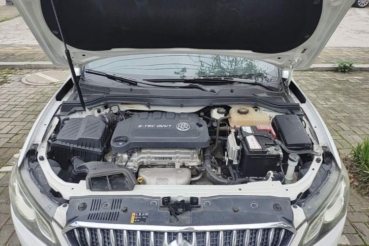 Used Buick GT 2017 15N Automatic Deluxe Edition Engine Bay