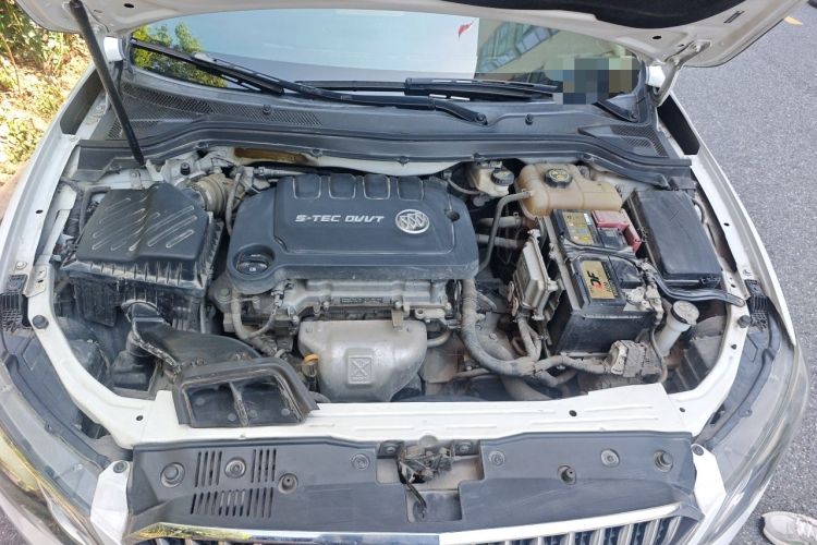 Used Buick GT 2017 15N Automatic Elite Version Engine Bay