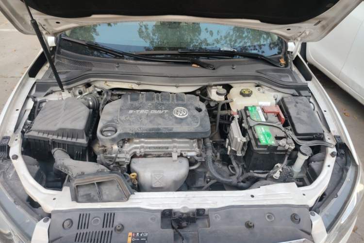 Used Buick GT 2017 15N Automatic Elite Version Engine Bay
