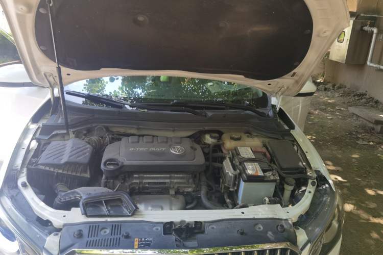Used Buick GT 2017 15N Automatic Elite Version Engine Bay