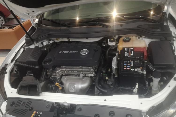 Used Buick GT 2017 15N Automatic Entry-Level Trim Engine Bay