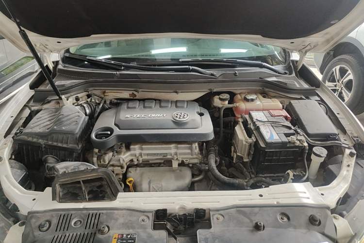 Used Buick GT 2017 15N Manual Elite Version Engine Bay