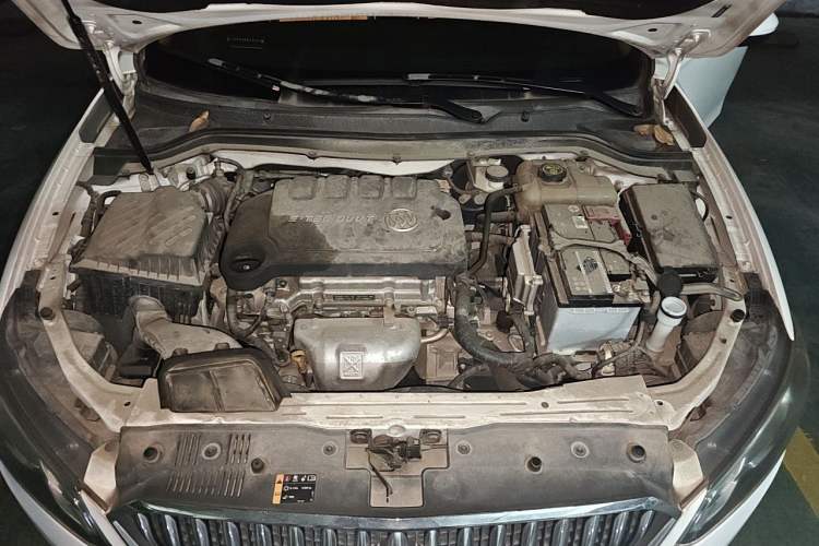 Used Buick GT 2017 15N Automatic Elite Version Engine Bay