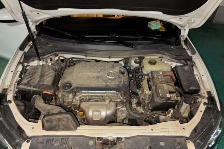 Used Buick GT 2017 15N Automatic Elite Version Engine Bay