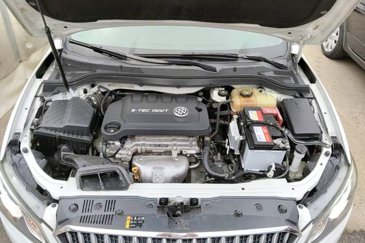 Used Buick GT 2017 15N Automatic Elite Version Engine Bay