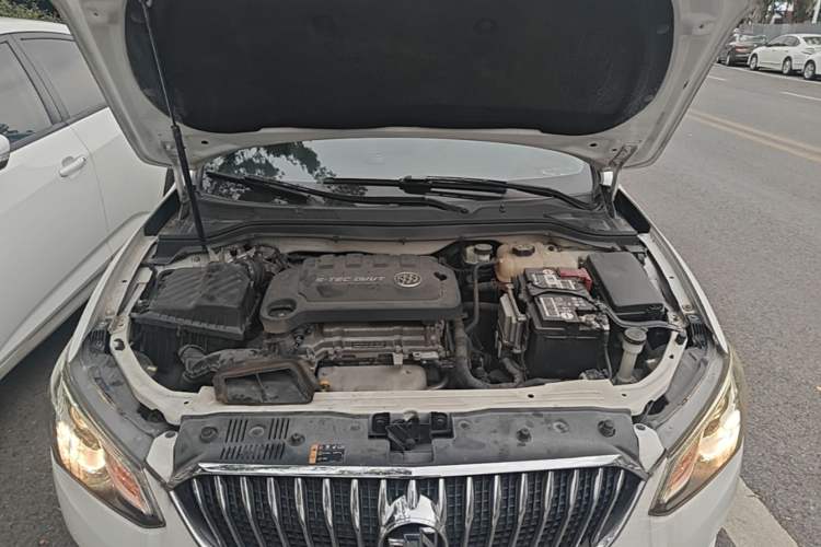 Used Buick GT 2017 15N Manual Elite Version Engine Bay