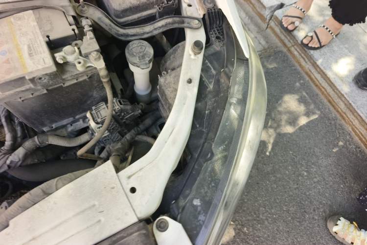 Used Buick GT 2017 15N Automatic Elite Version Engine Bay Left