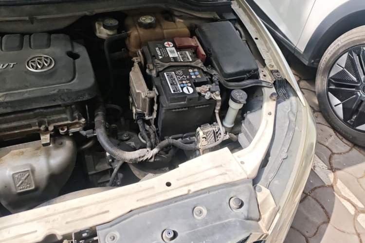 Used Buick GT 2017 15N Automatic Elite Version Engine Bay Left