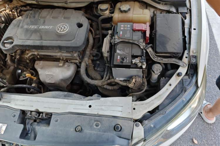 Used Buick GT 2017 15N Automatic Elite Version Engine Bay Left