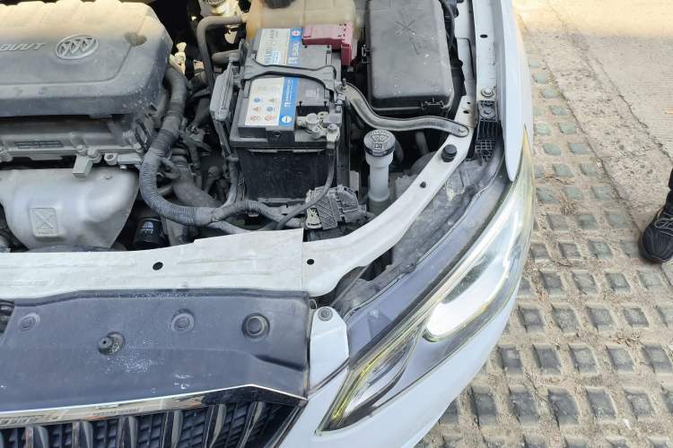 Used Buick GT 2017 15N Manual Elite Version Engine Bay Left