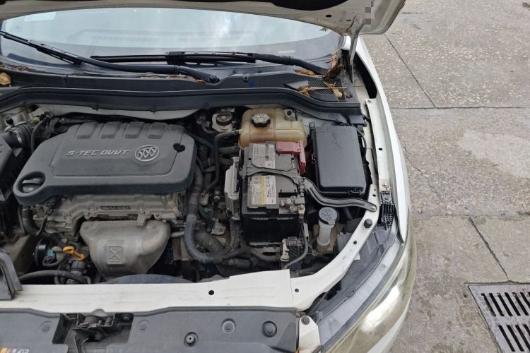 Used Buick GT 2017 15N Automatic Elite Version Engine Bay Left