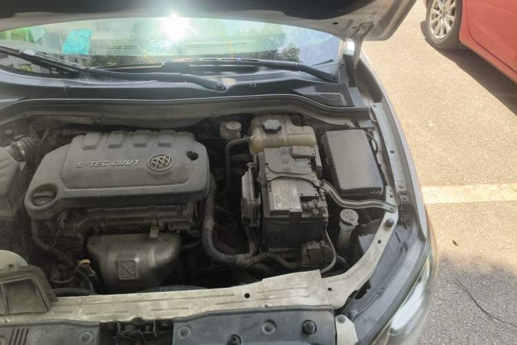 Used Buick GT 2017 15N Automatic Deluxe Edition Engine Bay Left