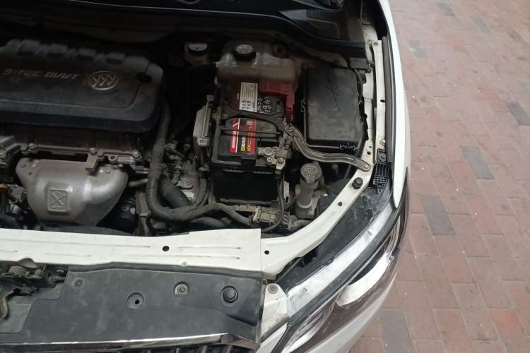 Used Buick GT 2017 15N Automatic Deluxe Edition Engine Bay Left
