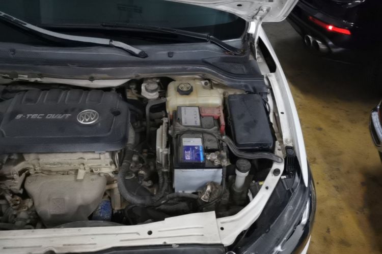 Used Buick GT 2017 15N Automatic Entry-Level Trim Engine Bay Left