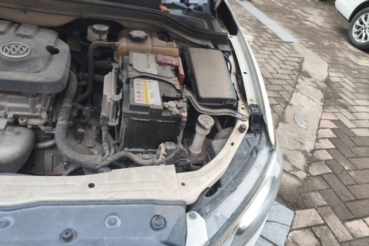 Used Buick GT 2017 15N Automatic Elite Version Engine Bay Left