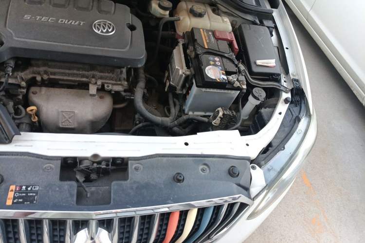 Used Buick GT 2017 15N Automatic Deluxe Edition Engine Bay Left