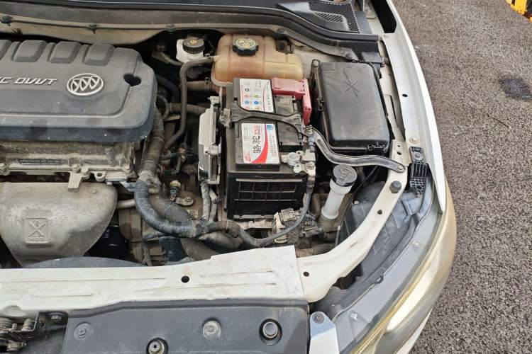 Used Buick GT 2017 15N Automatic Elite Version Engine Bay Left