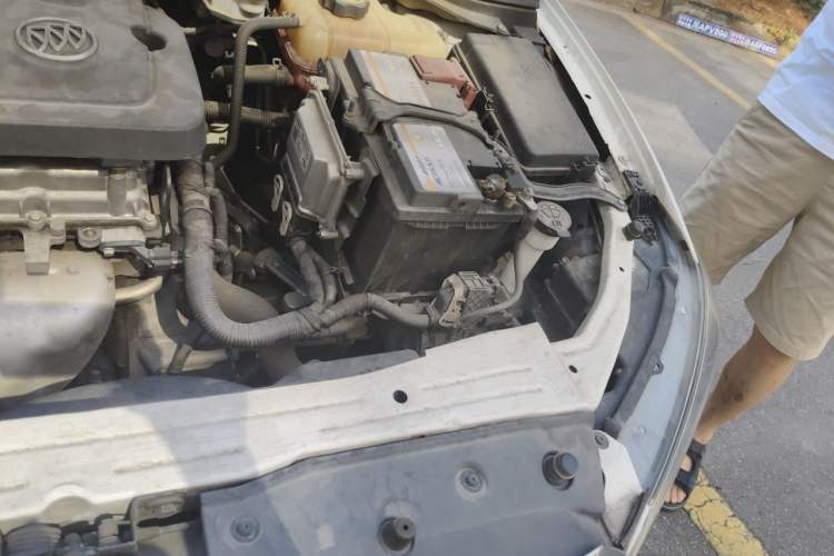 Used Buick GT 2017 15N Manual Elite Version Engine Bay Left