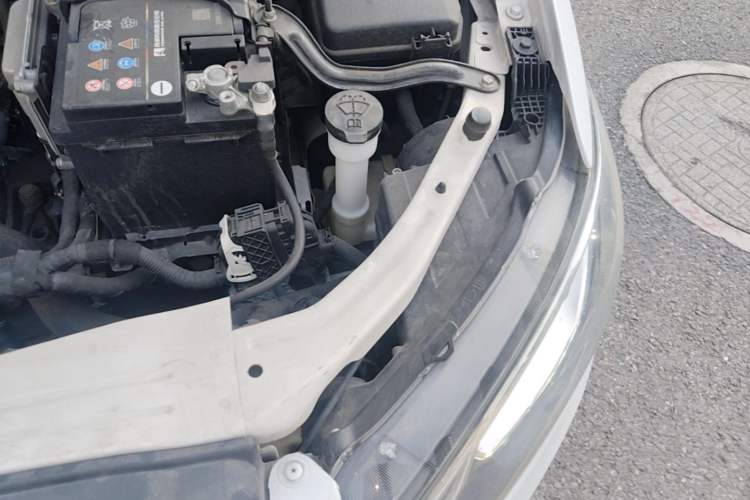 Used Buick GT 2017 15N Manual Elite Version Engine Bay Left