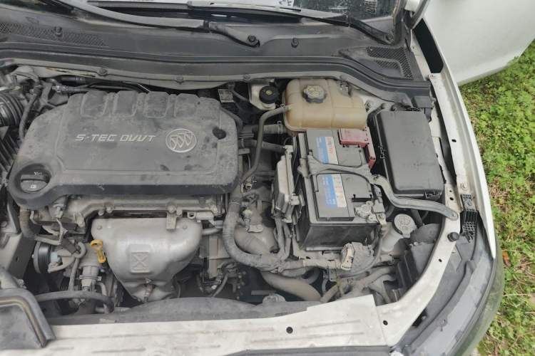 Used Buick GT 2017 15N Automatic Deluxe Edition Engine Bay Left