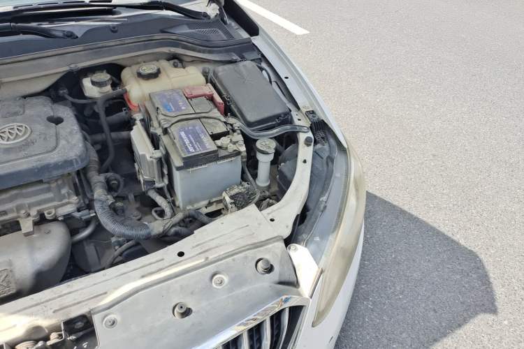 Used Buick GT 2017 15N Automatic Entry-Level Trim Engine Bay Left