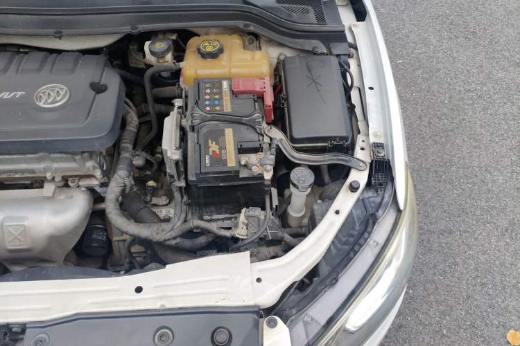 Used Buick GT 2017 15N Automatic Elite Version Engine Bay Left