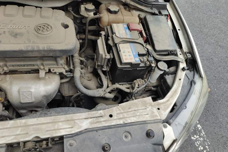Used Buick GT 2017 15N Automatic Elite Version Engine Bay Left