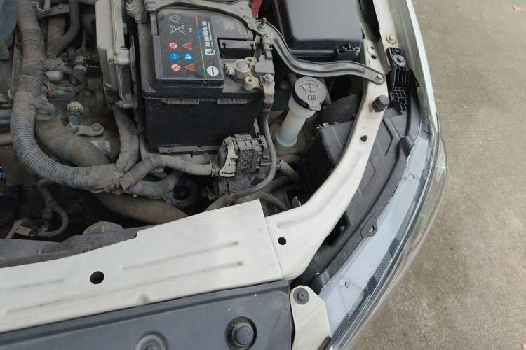 Used Buick GT 2017 15N Automatic Entry-Level Trim Engine Bay Left
