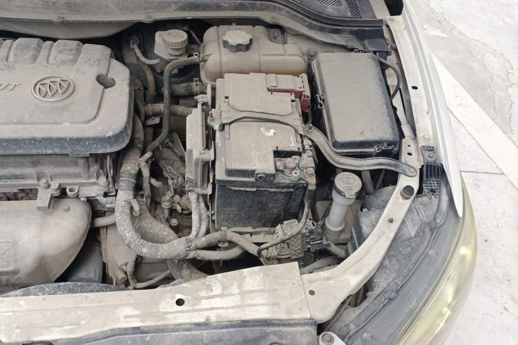 Used Buick GT 2017 15N Manual Entry-Level Trim Engine Bay Left