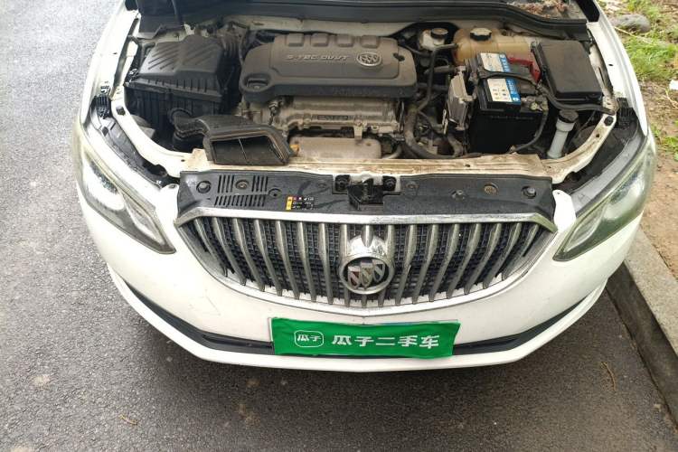 Used Buick GT 2017 15N Automatic Entry-Level Trim Engine Bay