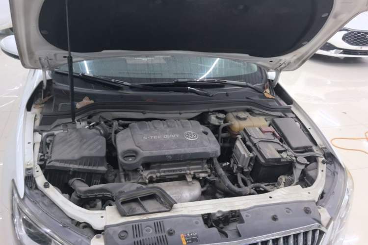 Used Buick GT 2017 15N Automatic Elite Version Engine Bay