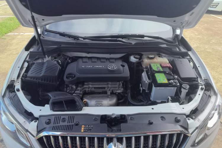 Used Buick GT 2017 15N Manual Entry-Level Trim Engine Bay