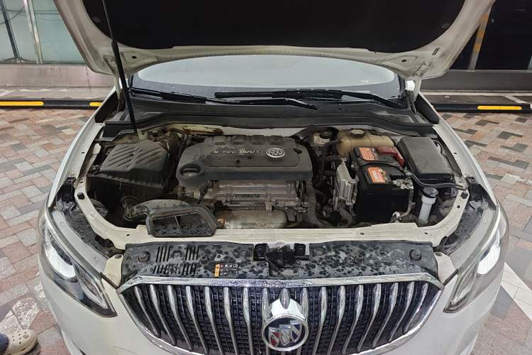 Used Buick GT 2017 15N Automatic Elite Version Engine Bay