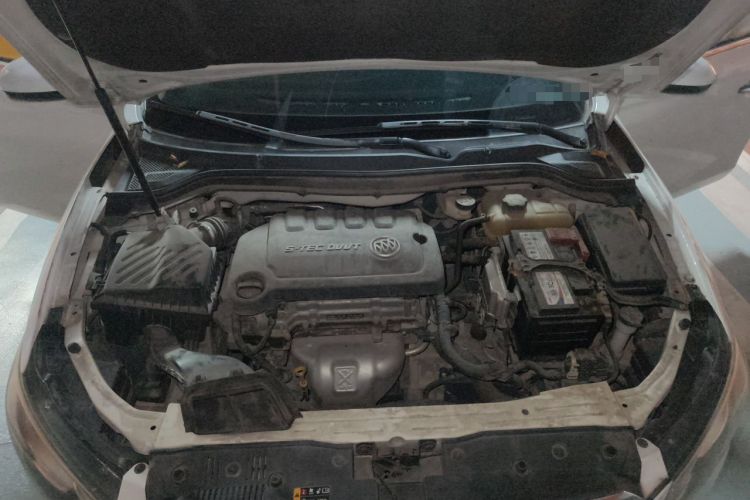 Used Buick GT 2017 15N Automatic Elite Version Engine Bay