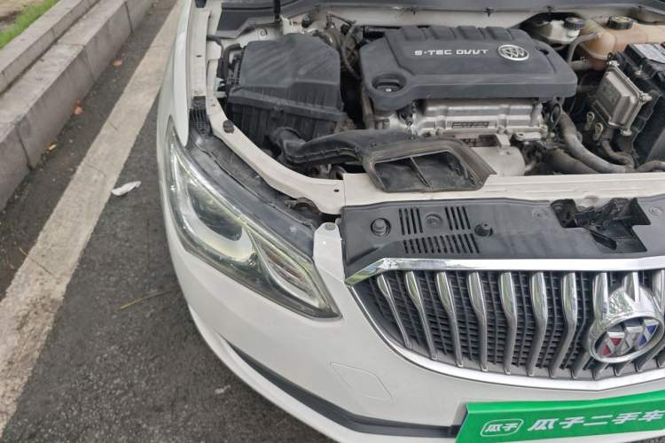 Used Buick GT 2017 15N Automatic Elite Version Engine Bay Right