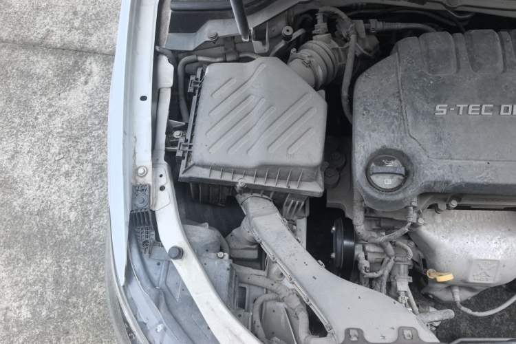 Used Buick GT 2017 15N Automatic Elite Version Engine Bay Right