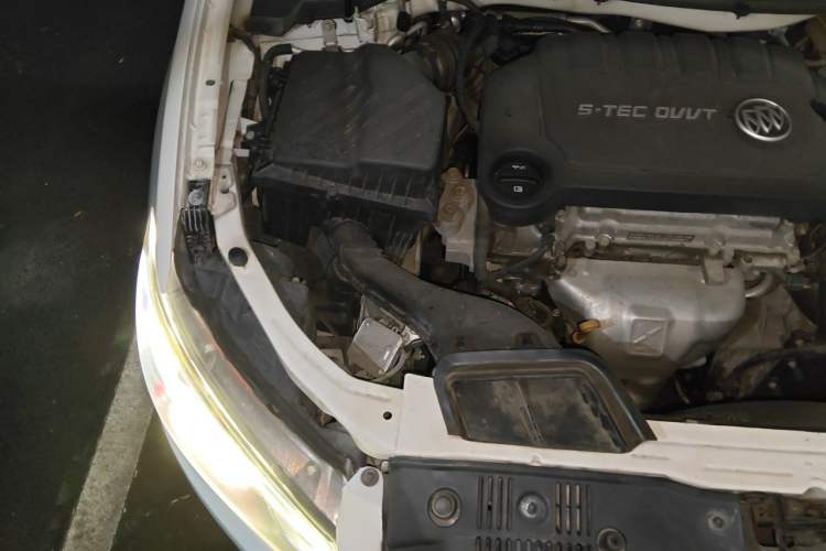 Used Buick GT 2017 15N Automatic Entry-Level Trim Engine Bay Right