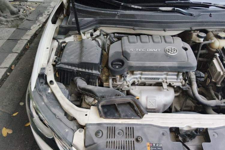 Used Buick GT 2017 15N Manual Elite Version Engine Bay Right