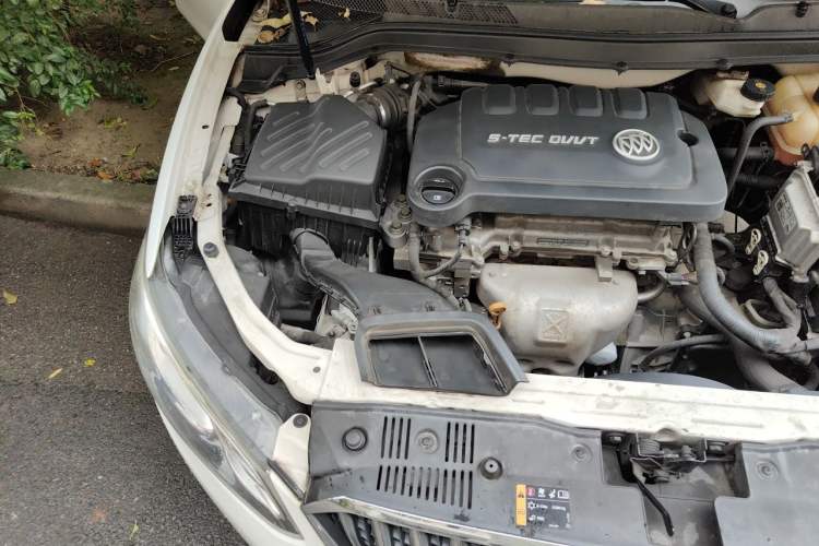 Used Buick GT 2017 15N Automatic Elite Version Engine Bay Right