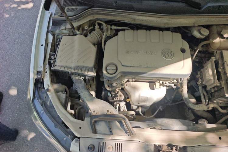 Used Buick GT 2017 15N Manual Elite Version Engine Bay Right