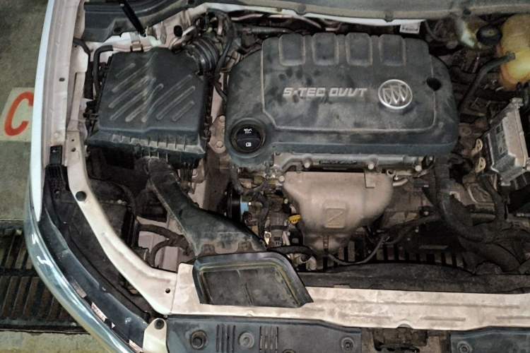 Used Buick GT 2017 15N Automatic Elite Version Engine Bay Right