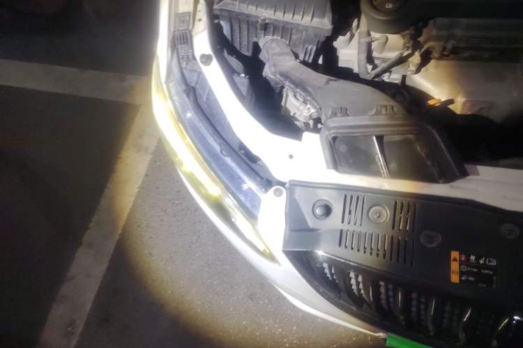 Used Buick GT 2017 15N Automatic Elite Version Engine Bay Right